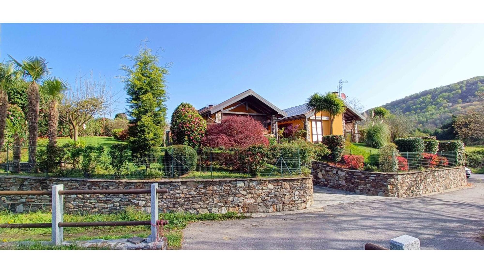 Vill'Ariel Sport & Relax Villa Brovello-Carpugnino ภายนอก รูปภาพ